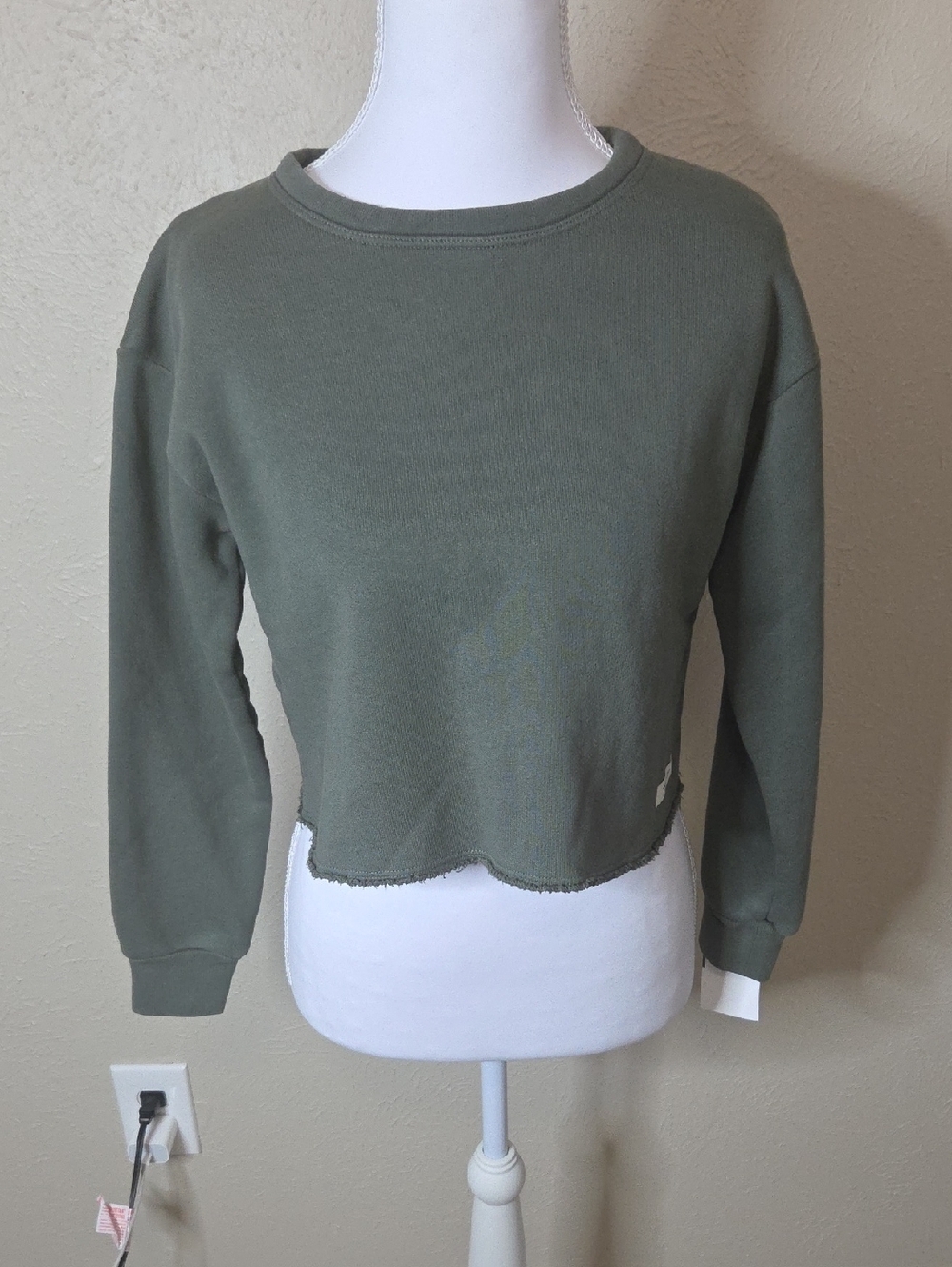 NWT TENLY Olive Green Cropped Sweatshirt, Sz XL (Juniors), $80